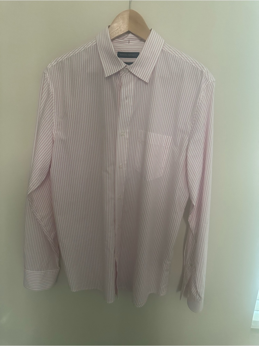Banana Republic Light Pink & White Pinstripe Dress Shirt